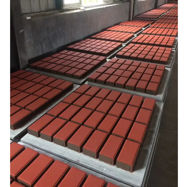 Kako oblikovanje betonske mešanice neposredno vpliva na izbiro materiala kalupa