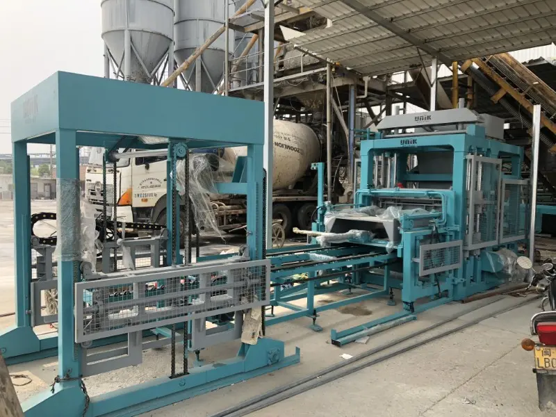 Končni vodnik po strojih za izdelavo cementnih blokov v industriji gradbenih in inženirskih strojev